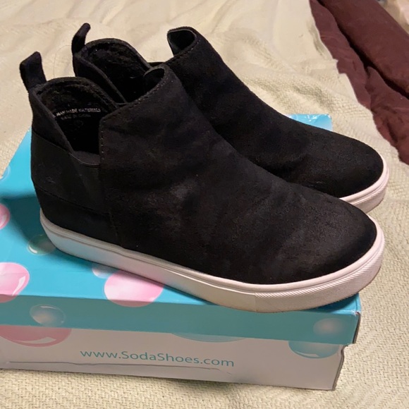 Slip On Wedges by Soda Brand. EUC! - Picture 1 of 16